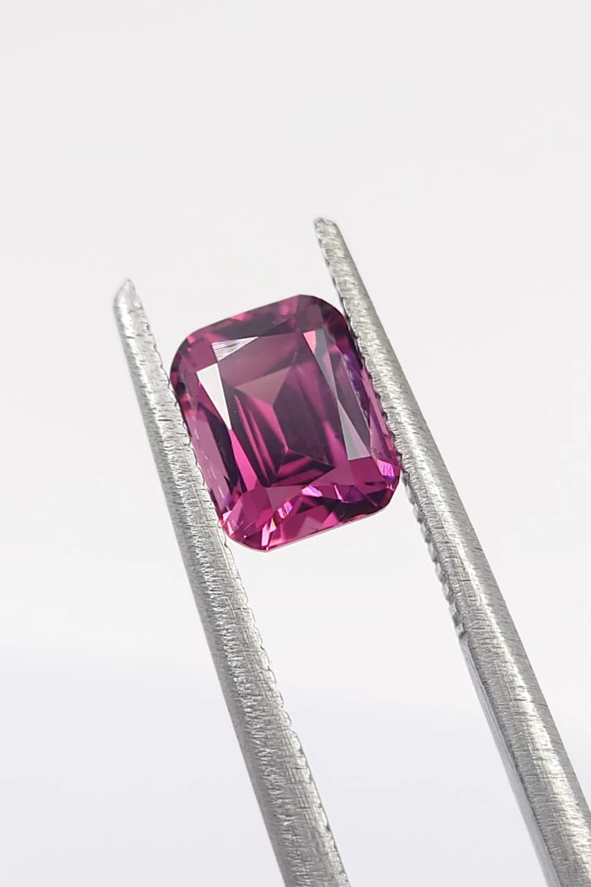1.5ct Natural Beautiful Malaya Garnet Loose Gemstone From Tanzania — view 4